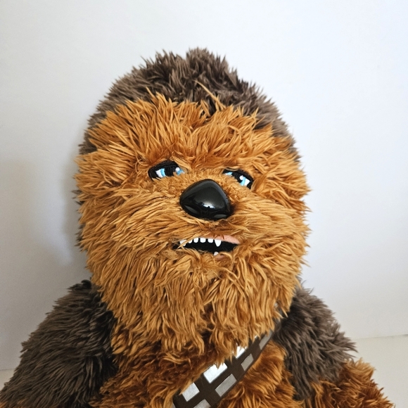 Build-A-Bear - Chewbacca Star Wars Plush - Picture 2 of 4